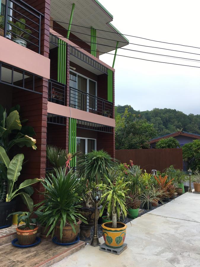Baan Suan Punpaka Resort Langu ภายนอก รูปภาพ